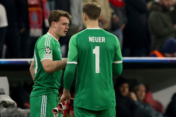Jonas Urbig und Manuel Neuer