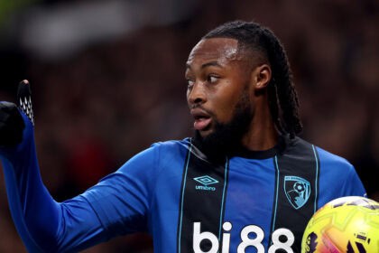 Manchester United blickt auf Antoine Semenyo.