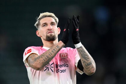 Robert Andrich applaudiert