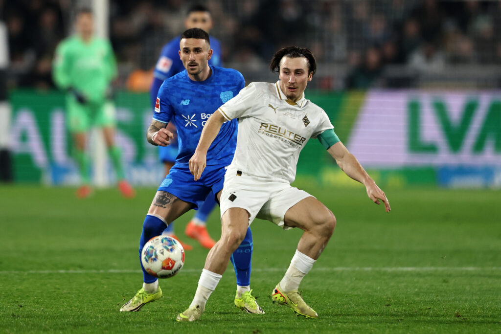 Gladbach, Leverkusen