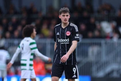 Eintracht Frankfurt, Alexander Staff