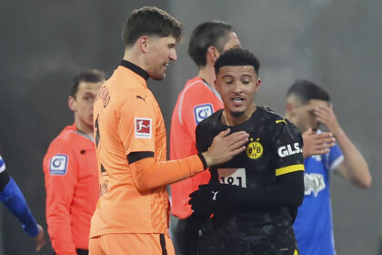Gregor Kobel, Jadon Sancho