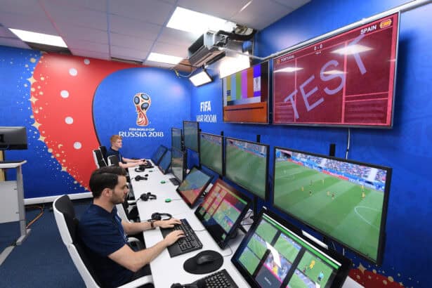 VAR-Room
