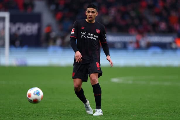 Equi Fernandez / Bayer 04